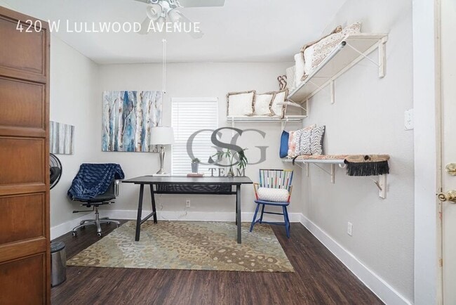Building Photo - 420 W Lullwood Ave