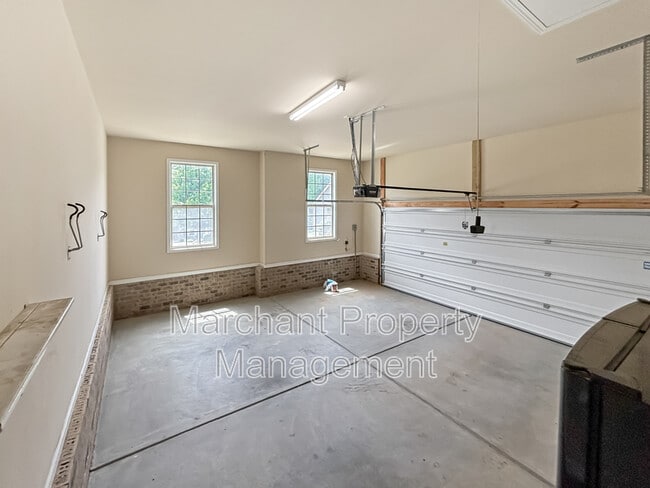 Building Photo - 159 Waltzing Vine Ln