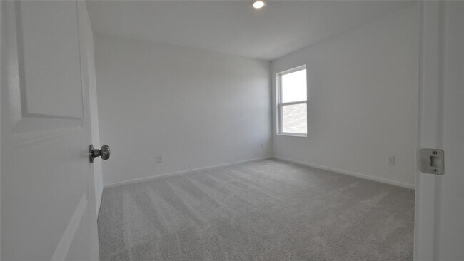 Building Photo - 26814 Feather Reed Dr