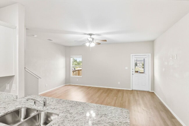 Building Photo - LOWEST PRICED!!!!!