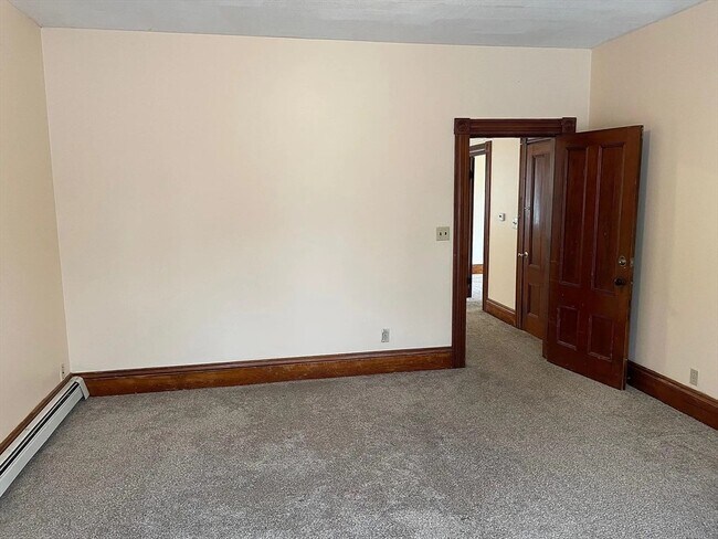 Building Photo - 61 Cushing St