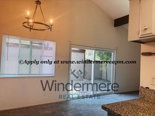 Building Photo - Charming 3-Bedroom Home in Prime West Sac ...