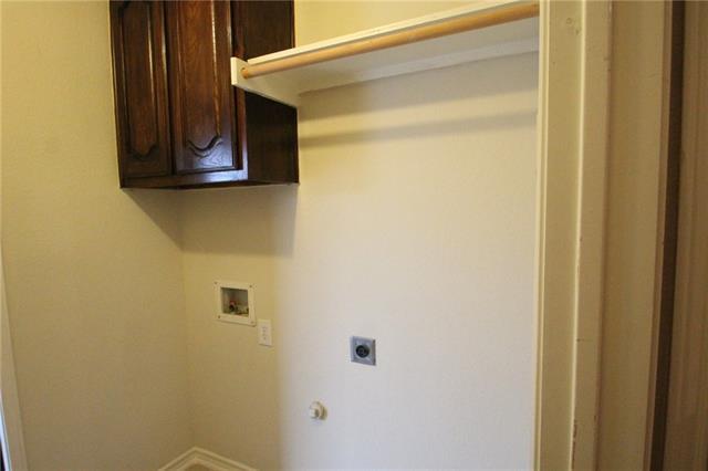 Building Photo - 15602 Wrangler Dr