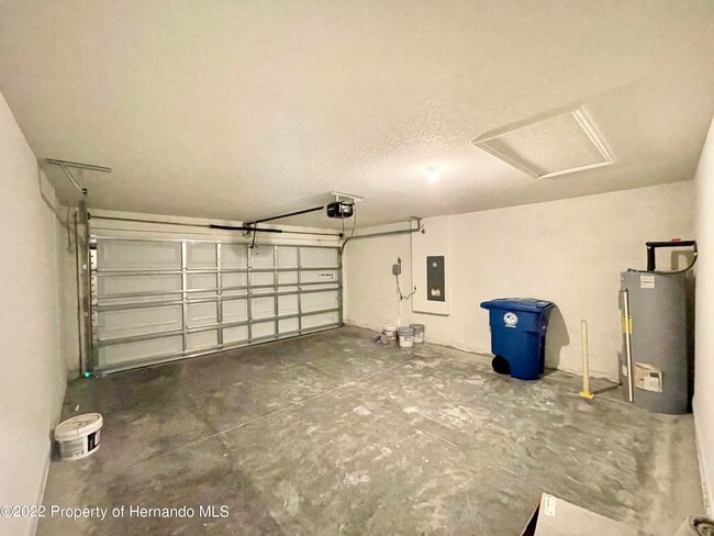 Building Photo - 9373 Fox Chapel Ln