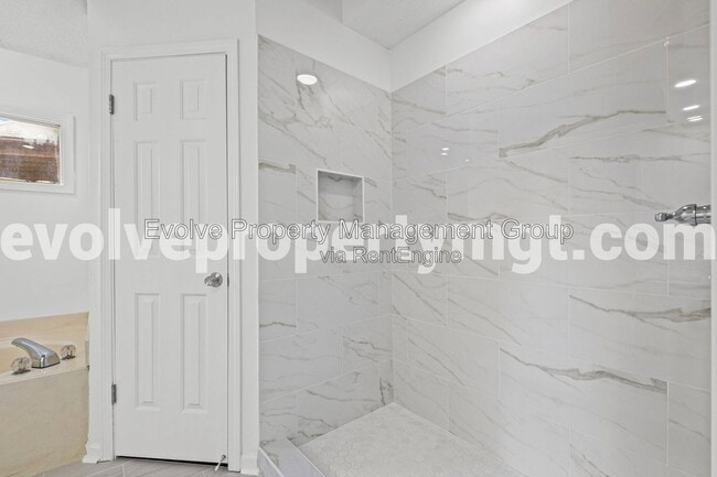 Building Photo - 330 Bendigo Dr