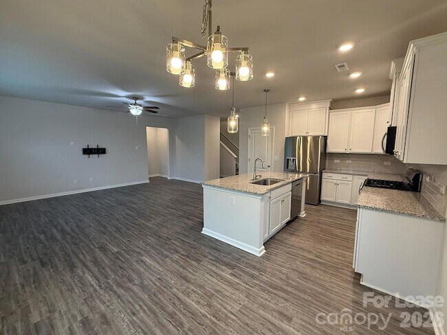Building Photo - 7183 Indigo Wy