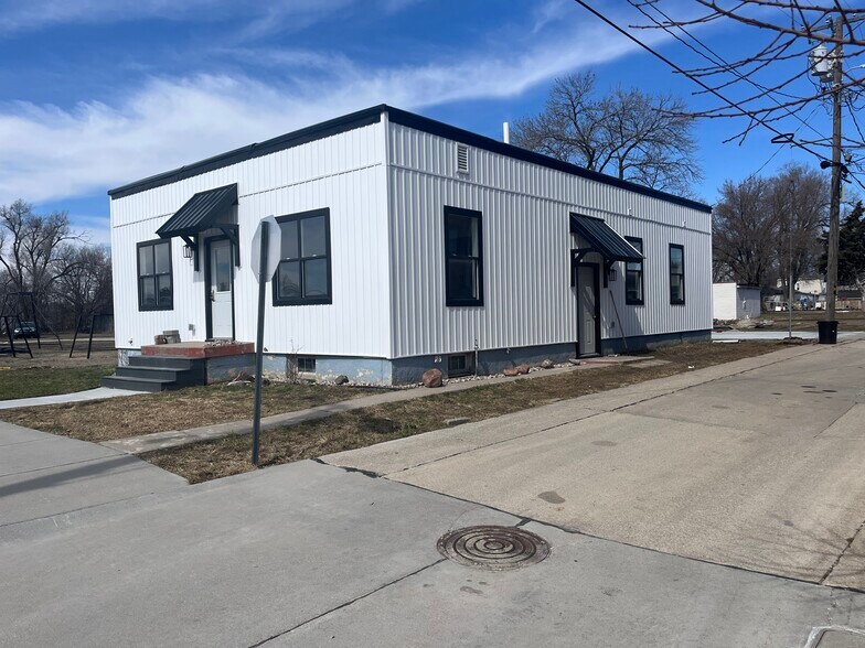 Building Photo - 340 E St