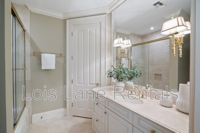 Building Photo - 1 Vendue Range