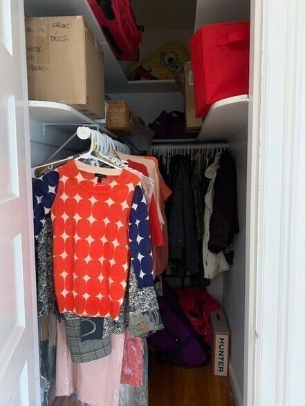 Building Photo - 34 Ash St