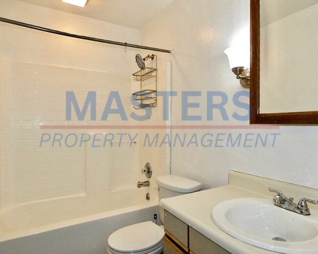 Building Photo - Spacious 4-Bedroom Home with 2 Full Baths & Detached Garage