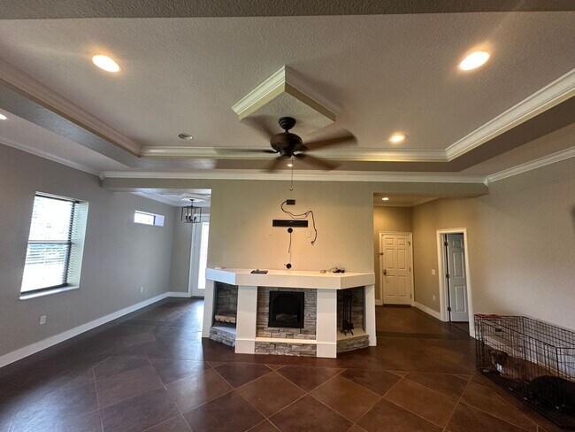 Building Photo - ***Spacious Country Living with Modern Com...