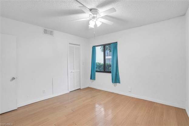 Building Photo - 3635 Boca Ciega Dr