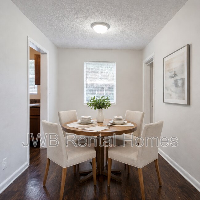 Building Photo - 6414 Pinelock Dr