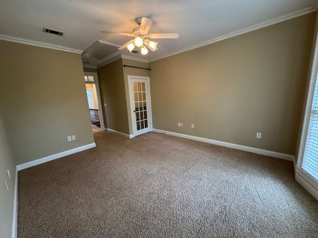 Building Photo - Executive Rental in Pear Alley Condominium...