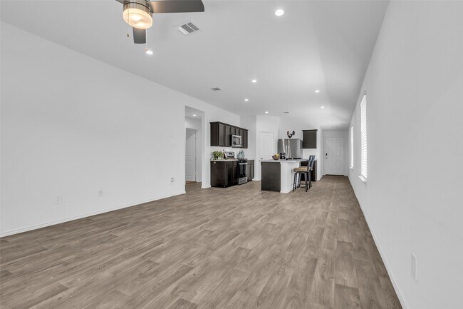 Building Photo - 14129 Upper Gardenia Ln