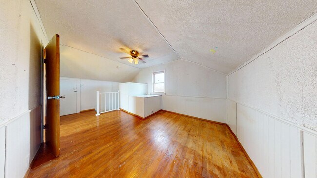 Building Photo - ALL UTILITES PAID COUNTY HOME IN PLYMOUTH-SHILOH SCHOOLS