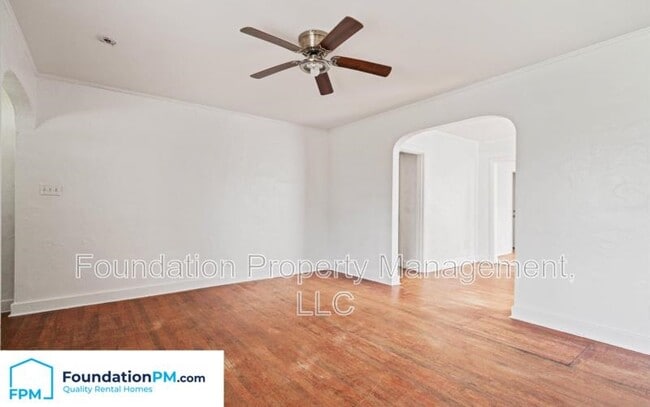 Building Photo - 778 N Merton St