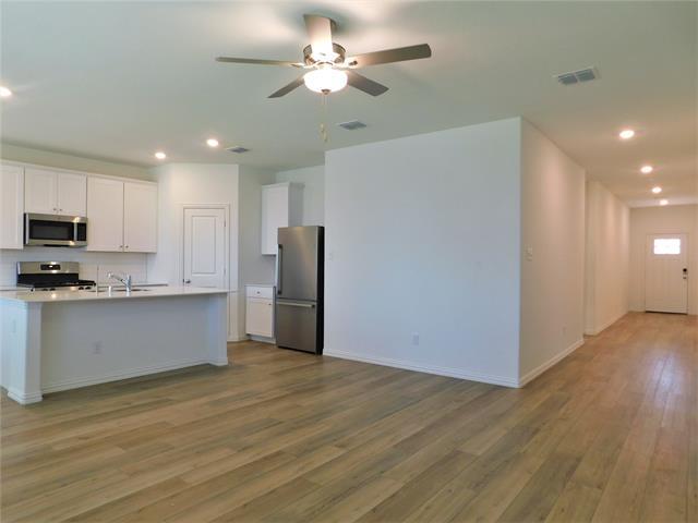 Building Photo - 3408 Chivalry Dr