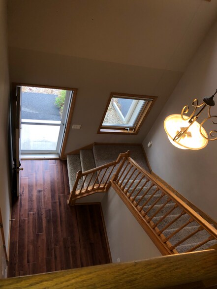 Building Photo - 2106 Linden Trl