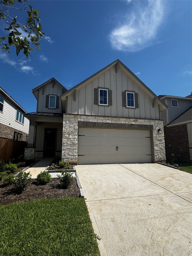 Building Photo - 23642 Red Rowan Ln