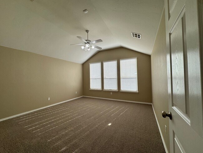 Building Photo - 2532 NW 179th Ct