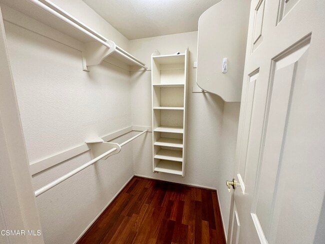 Building Photo - 672 Indian Oak Ln