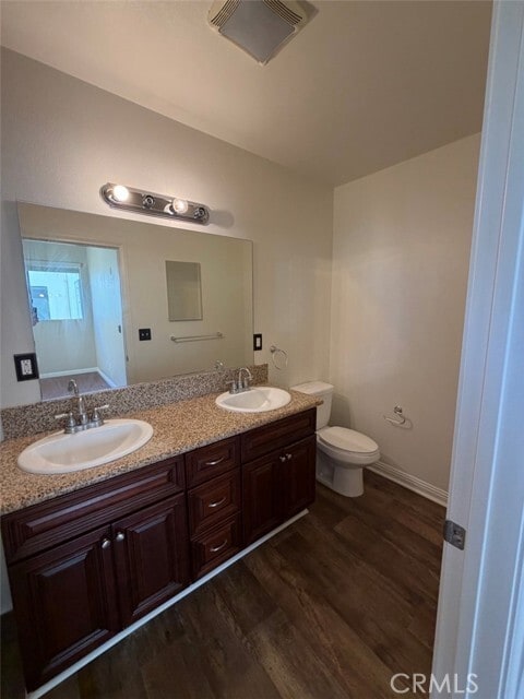 Building Photo - 920 Central