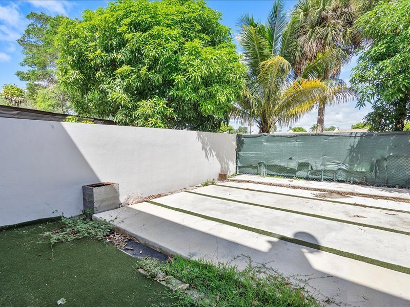 Building Photo - 2759 NW 198th Ter