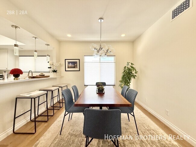 Building Photo - 1909 Pelham Ave