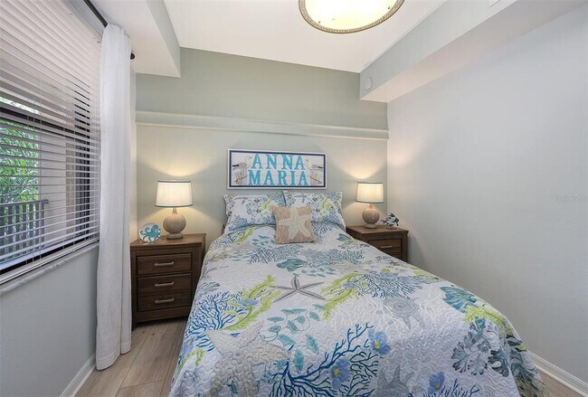 Building Photo - 7121 River Hammock Dr