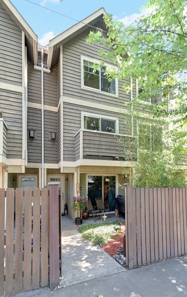 Primary Photo - Immaculate Townhome with Private Patio!