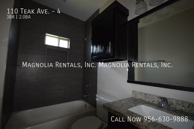 Building Photo - 110 Teak Dr