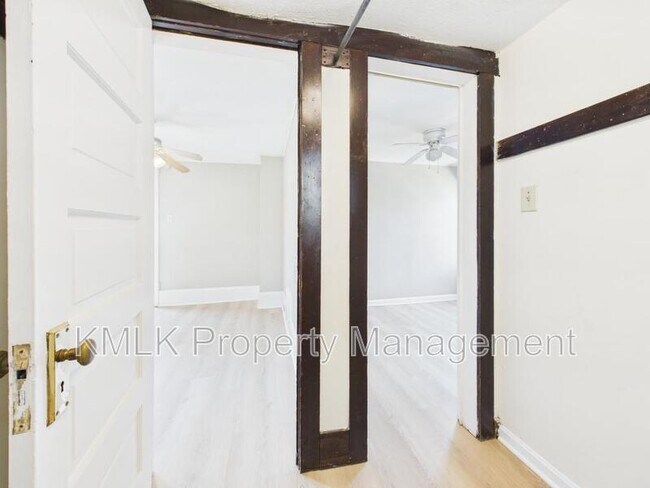 Building Photo - 773 Montana Ave