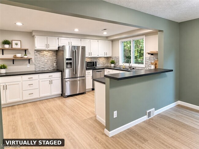 Building Photo - 4542 Briarcliff Trail