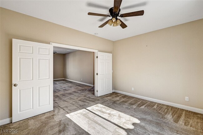 Building Photo - 4630 Summer Azure St