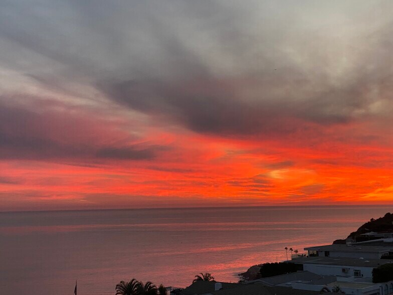 Building Photo - 18139 Coastline Dr