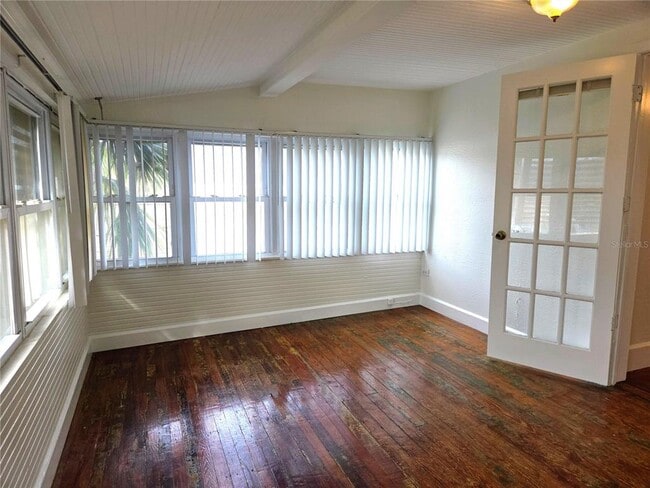 Building Photo - 2808 56th St S