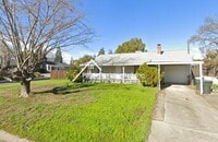 Building Photo - Charming Arden Park Area 2bd/1ba House with Garage