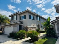Building Photo - Stunning Two-Story Home in Sterling Hills ...