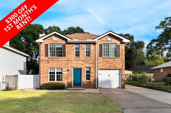 Primary Photo - $300.00 Off First Months Rent!