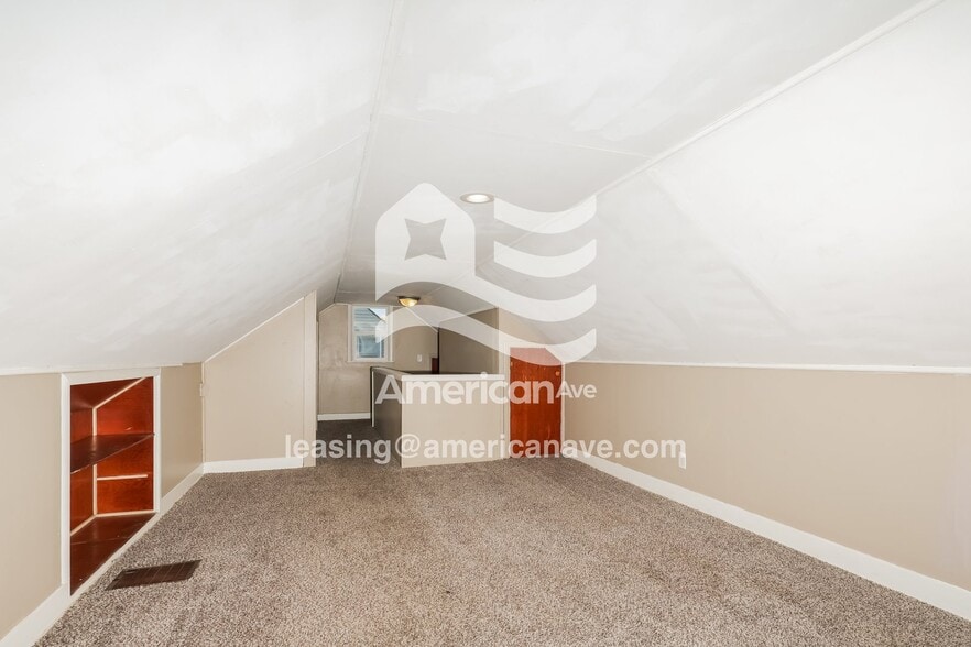 Building Photo - 142 S Delmar Ave