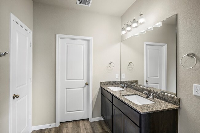 Building Photo - 5333 Samuel Run