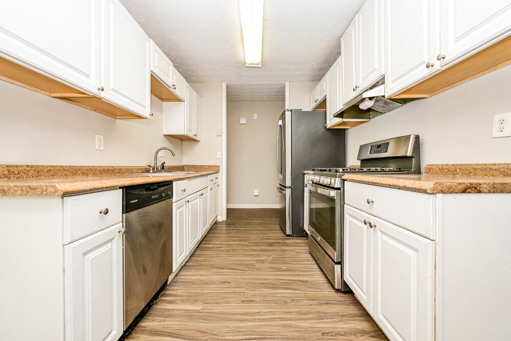 Building Photo - 3835 Charlotte Dr