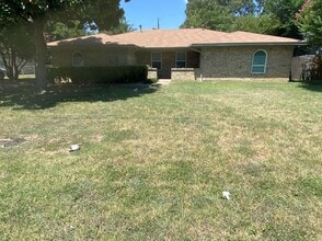 Building Photo - 1017-1019 Mullins Street