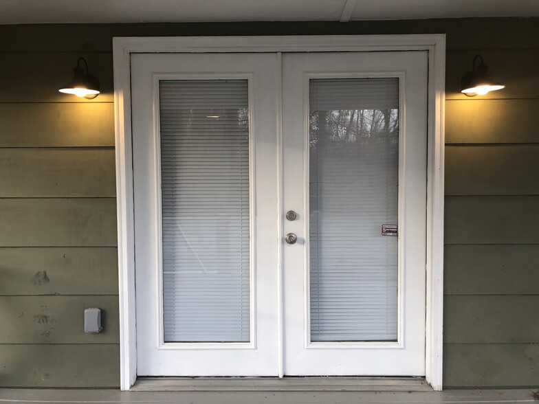 Front Doors - 208 cagle rd