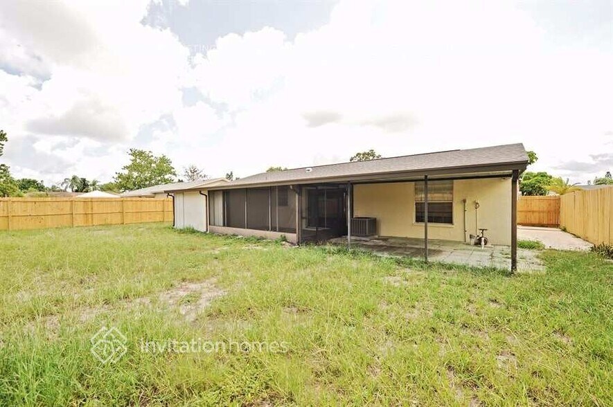 Building Photo - 2606 39th St W