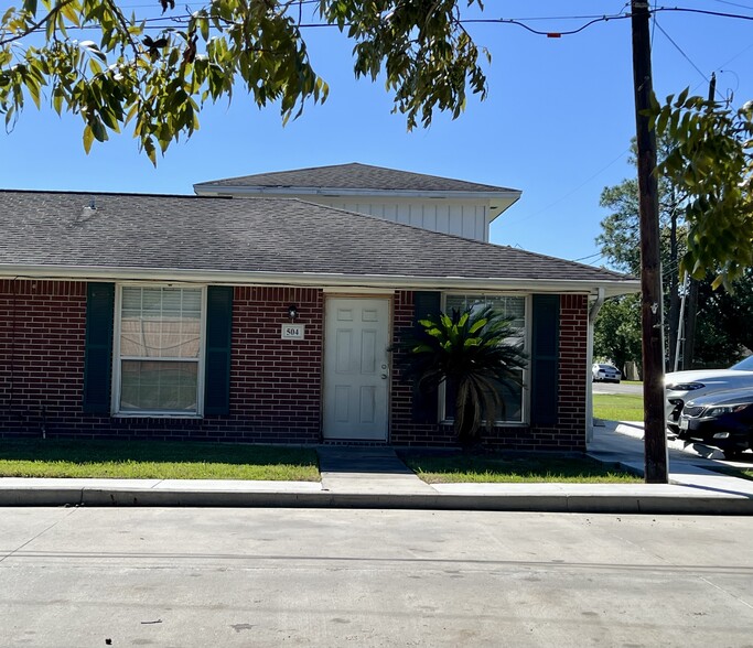 Building Photo - 504 S 28th St