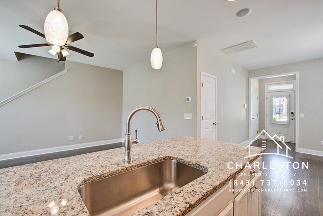 Building Photo - 135 Fulmar Pl