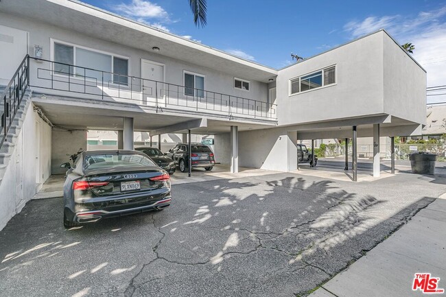 Building Photo - 1323 11th St