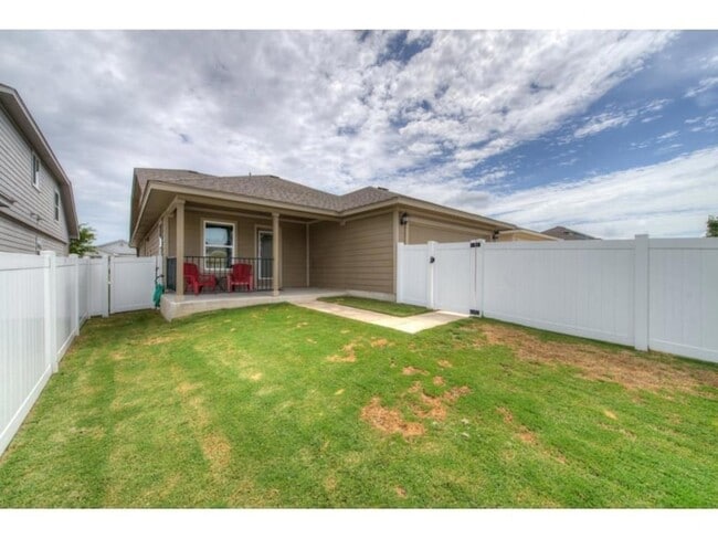 Building Photo - 709 Noatak Trail